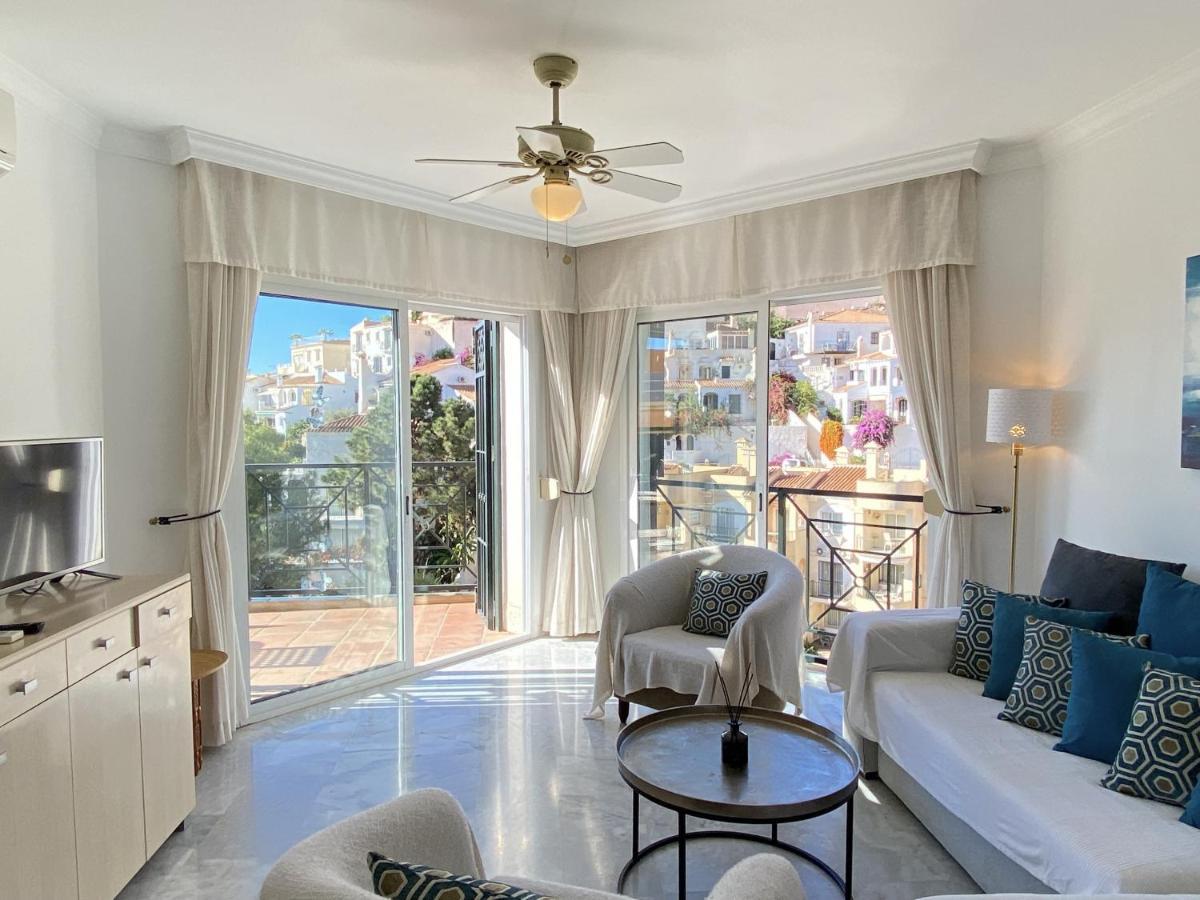 Villa Lucena Private Pool Casasol 内尔哈 外观 照片