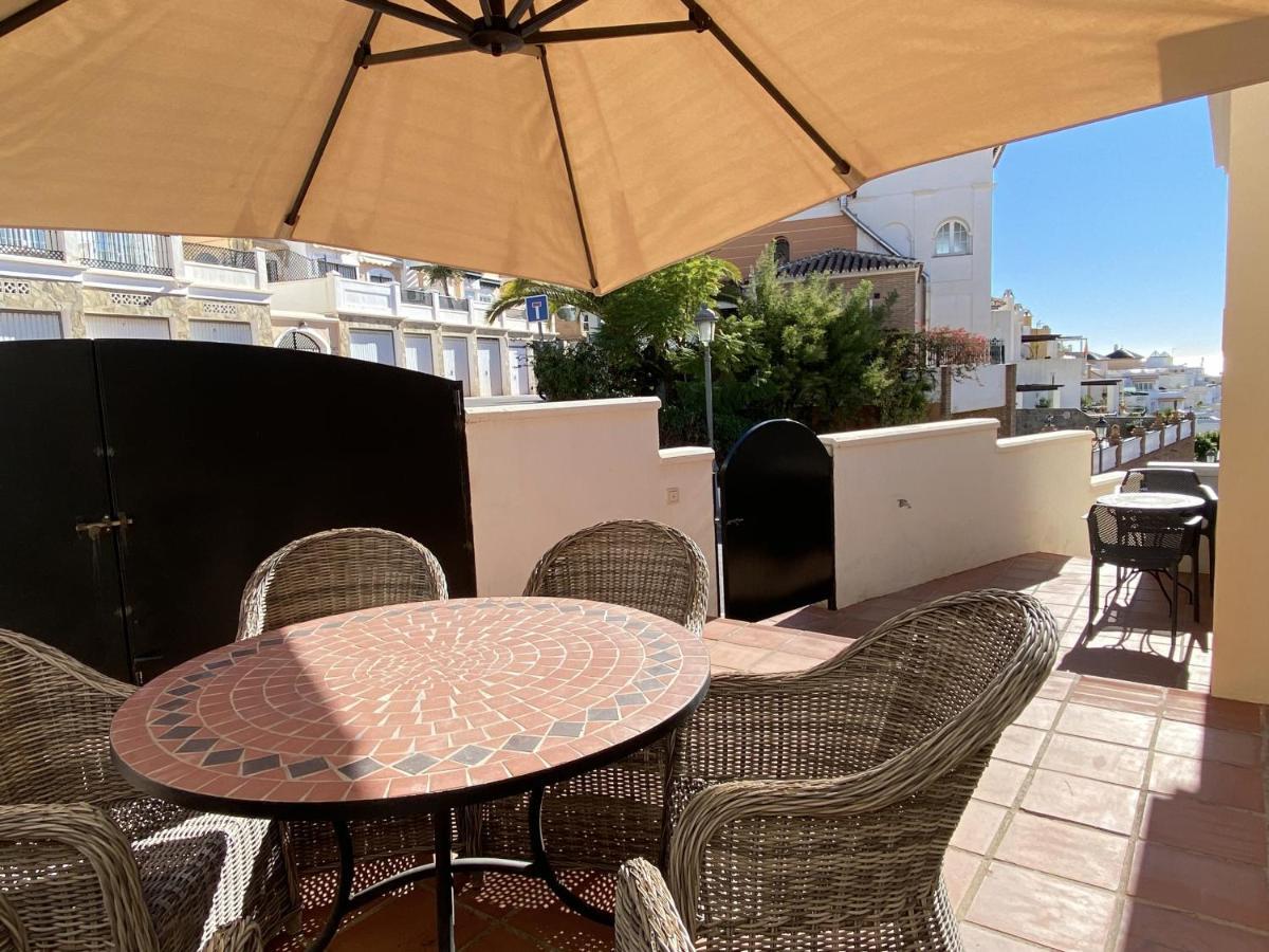 Villa Lucena Private Pool Casasol 内尔哈 外观 照片