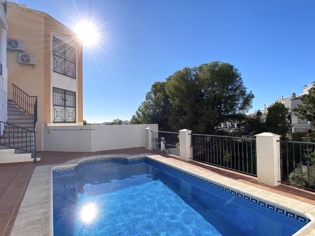 Villa Lucena Private Pool Casasol 内尔哈 外观 照片