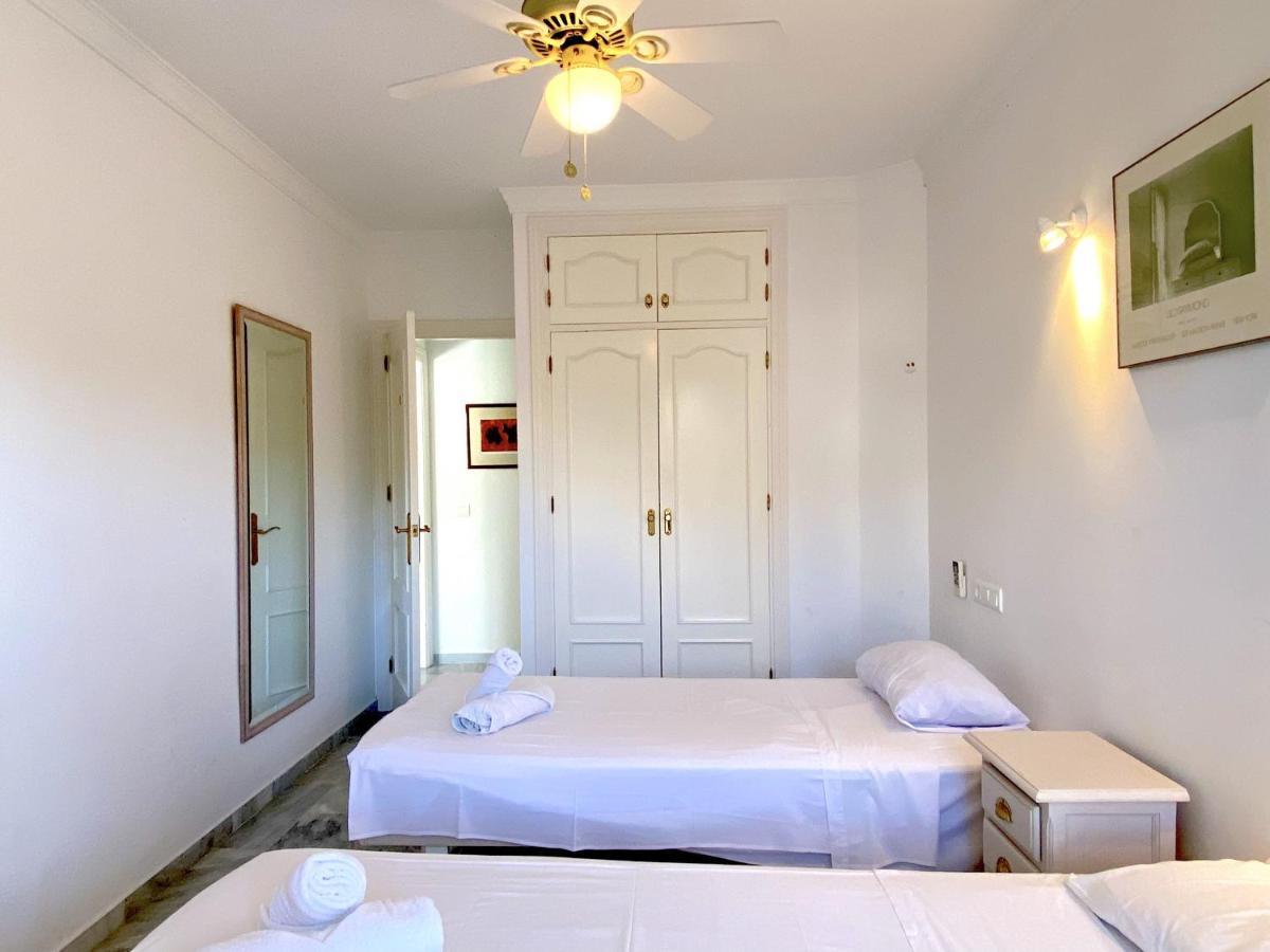 Villa Lucena Private Pool Casasol 内尔哈 外观 照片