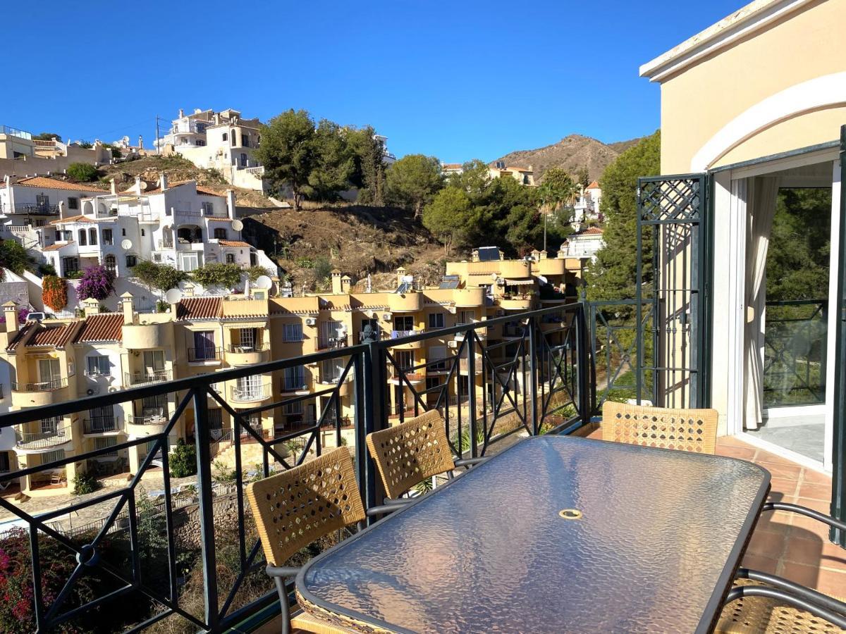 Villa Lucena Private Pool Casasol 内尔哈 外观 照片
