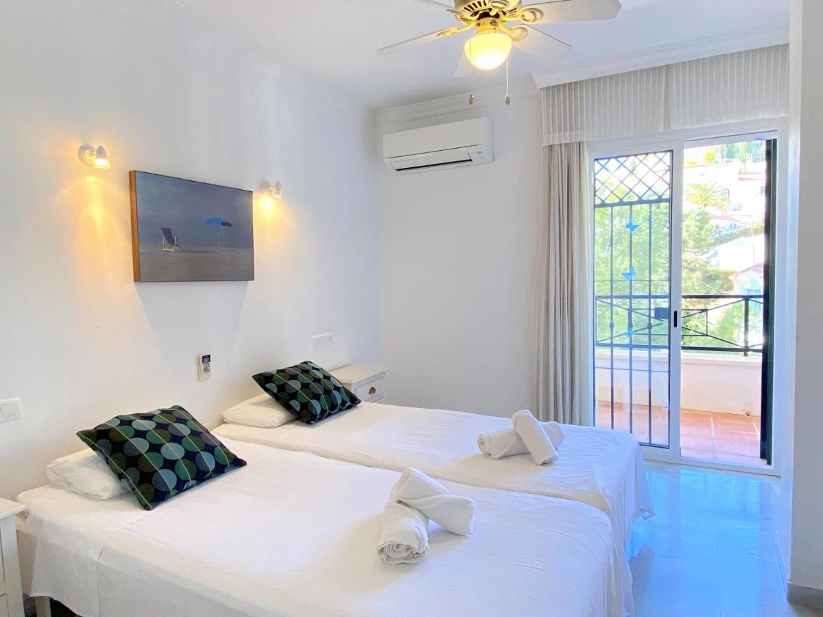 Villa Lucena Private Pool Casasol 内尔哈 外观 照片